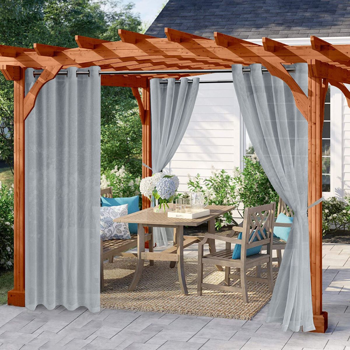 8 Incredible Patio Drapes for 2024