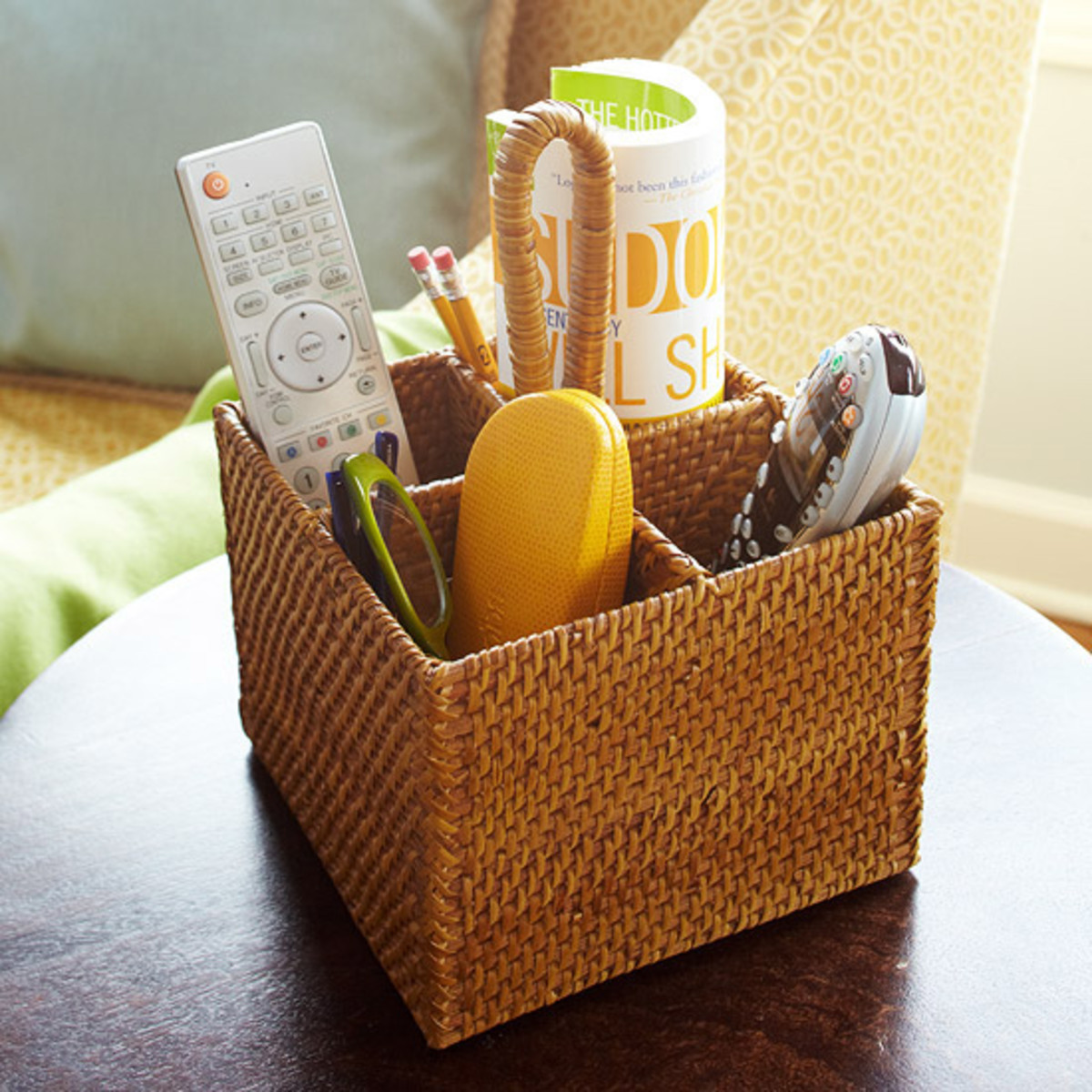 8 Incredible Small Baskets For Organizing for 2023
