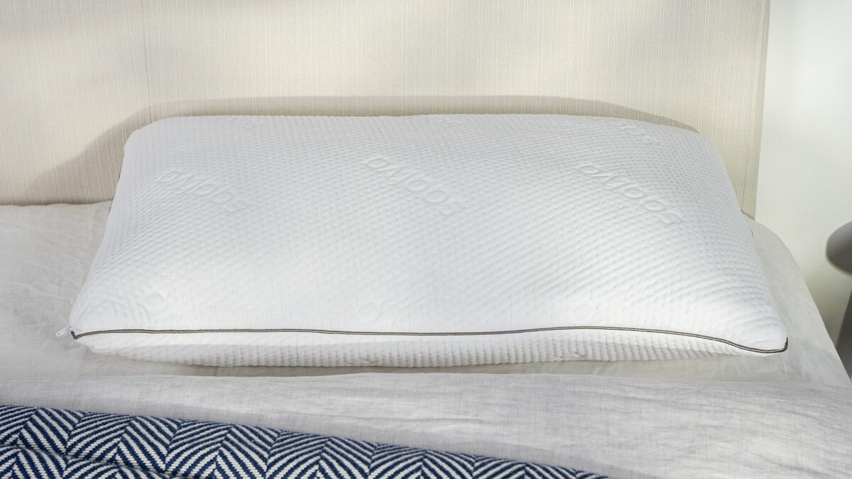 8 Superior Memory Foam Pillows for 2024