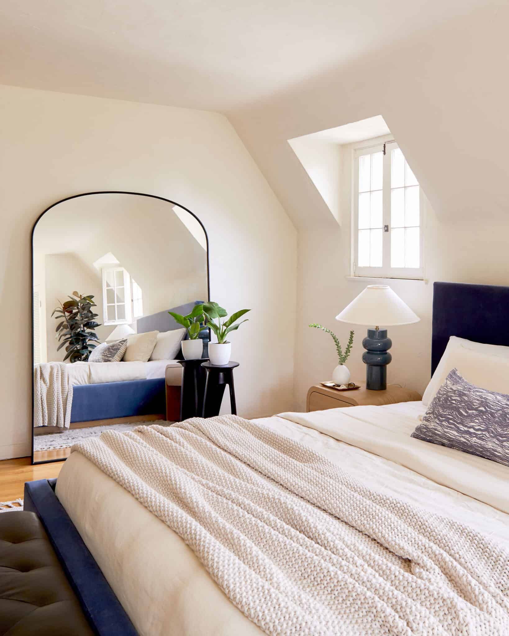 9 Best Mirrors For Bedroom For 2023 1697385814 