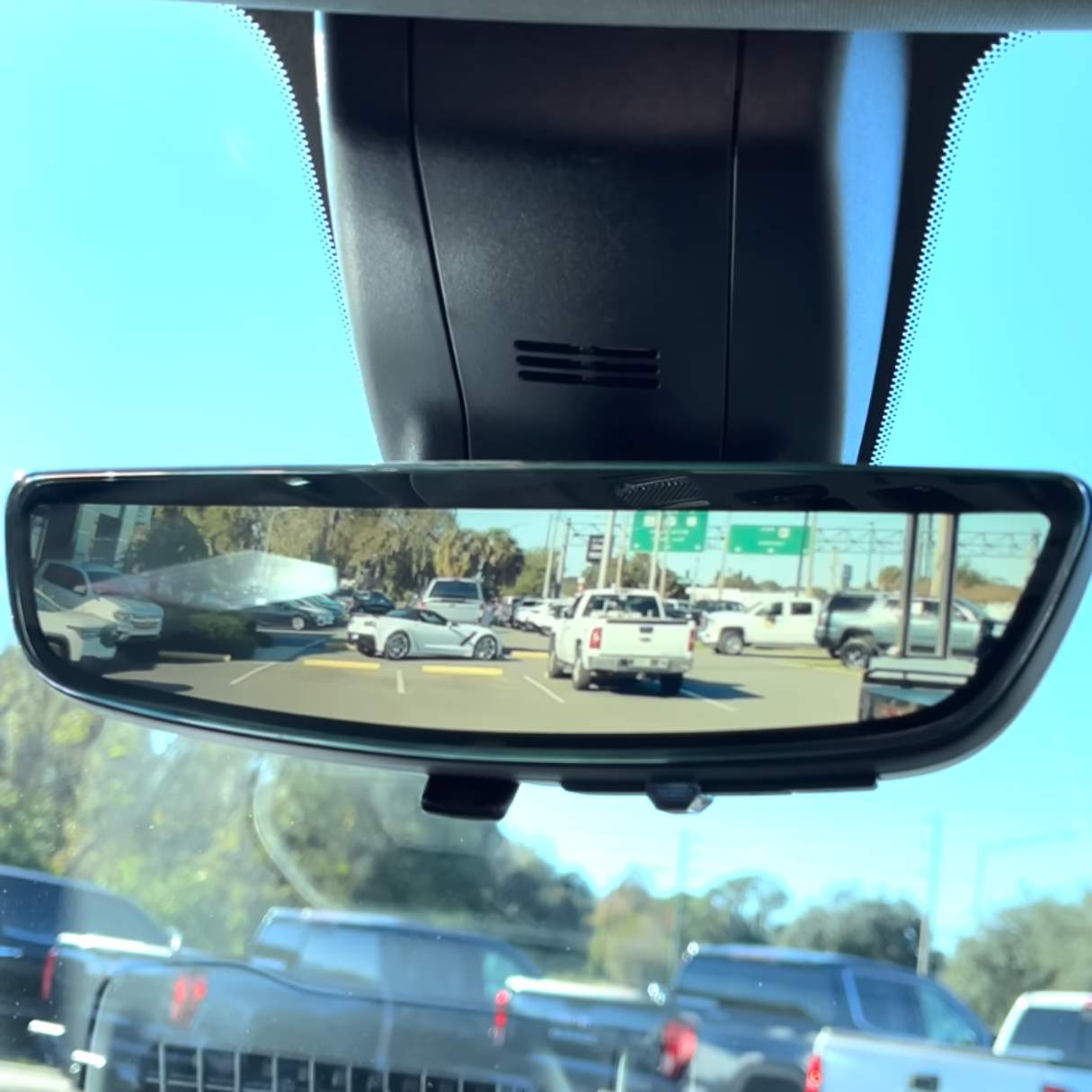 How Do Rear View Mirrors Work