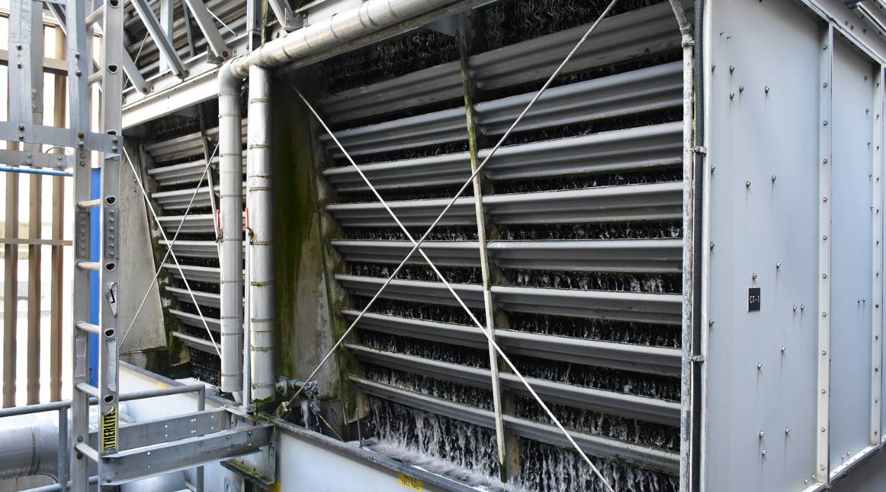 How Does A Cooling Tower Work In HVAC