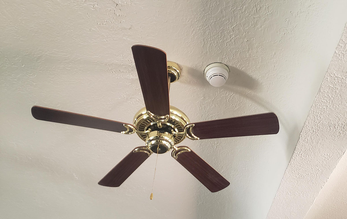 How Far Does A Smoke Detector Have To Be From A Ceiling Fan