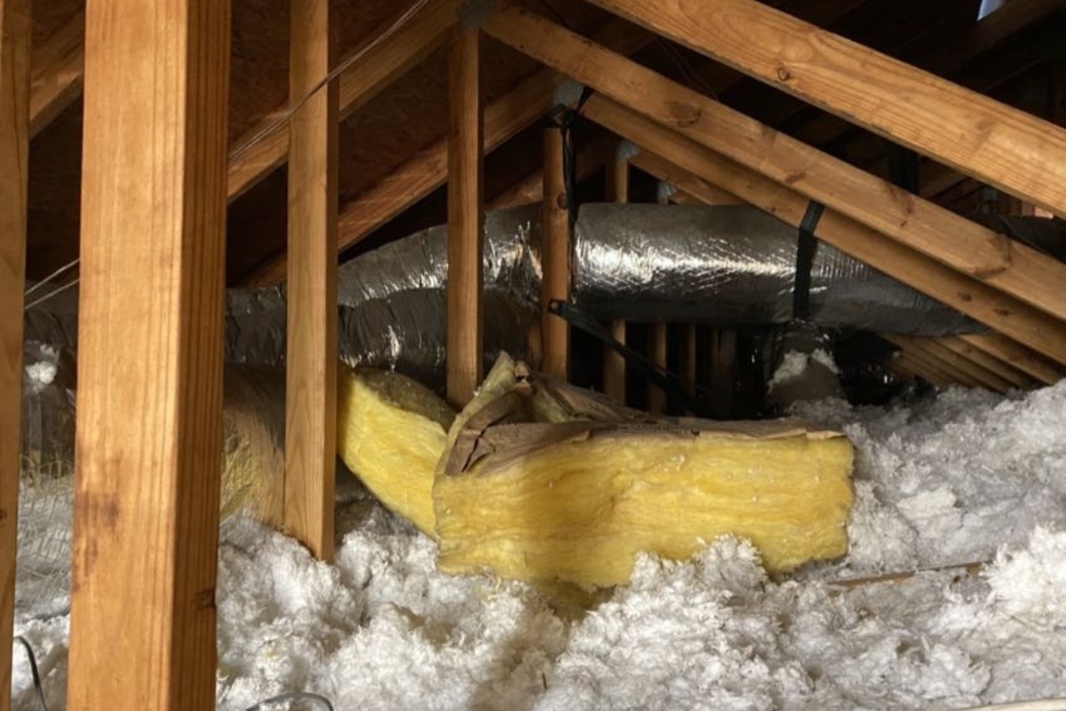 How Much Insulation Should Be In An Attic