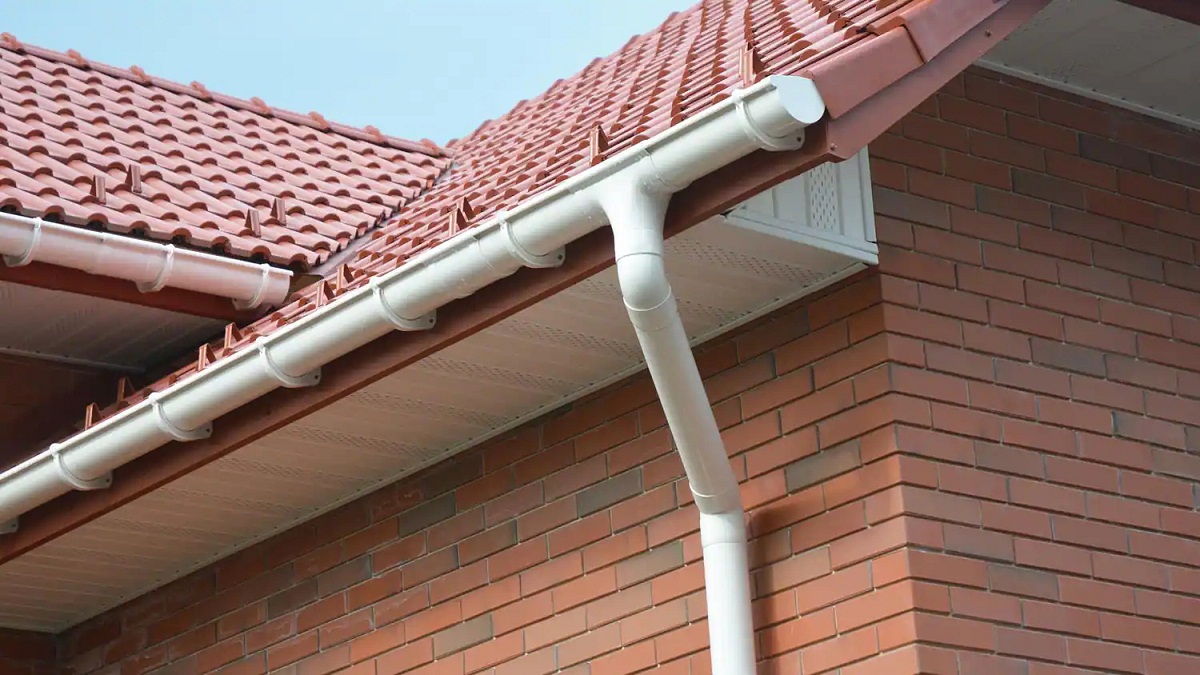 How Much To Paint Gutters On House