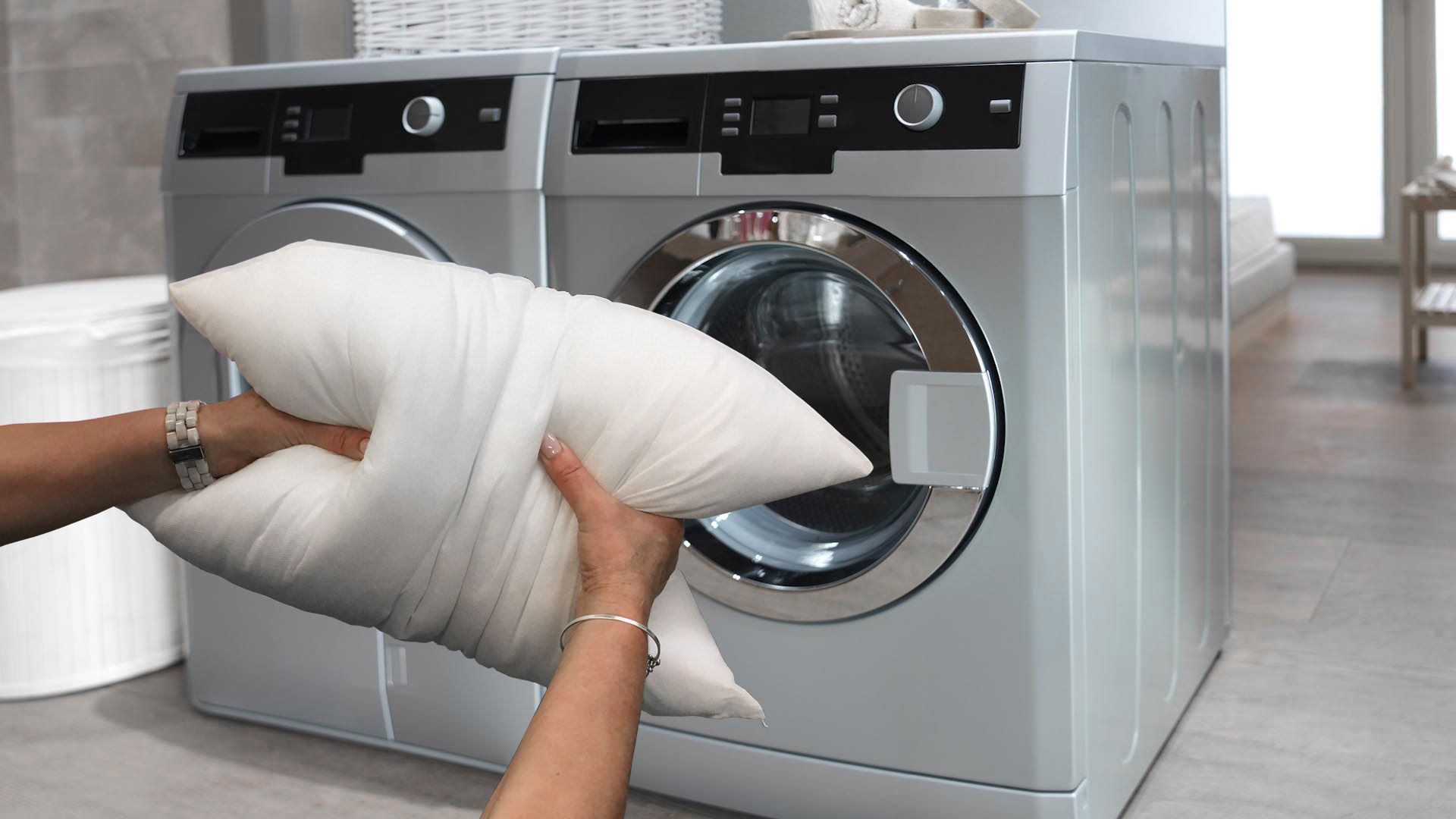 How Often Should You Wash Your Pillowcase