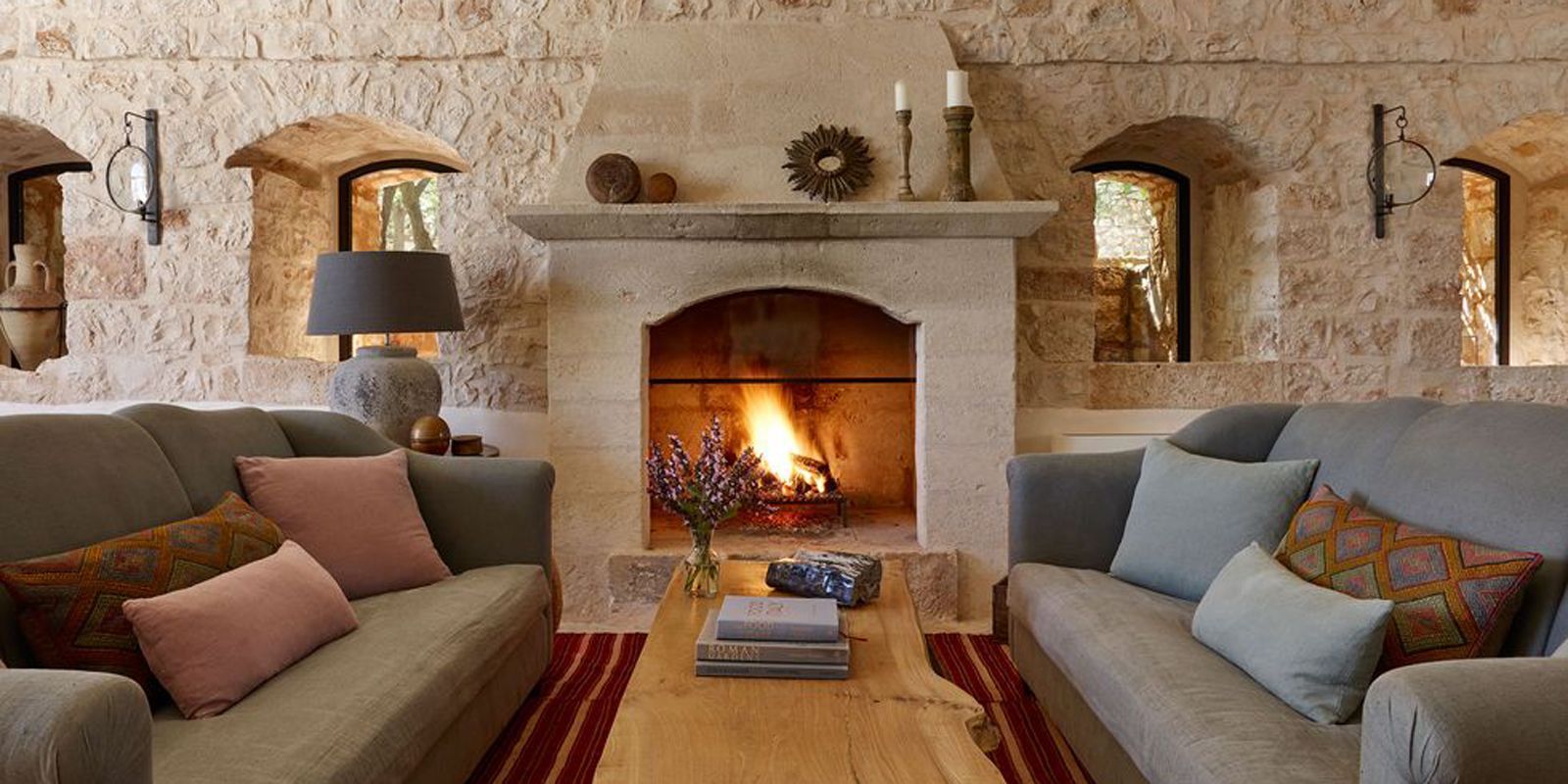 How To Arrange Furniture Around A Fireplace