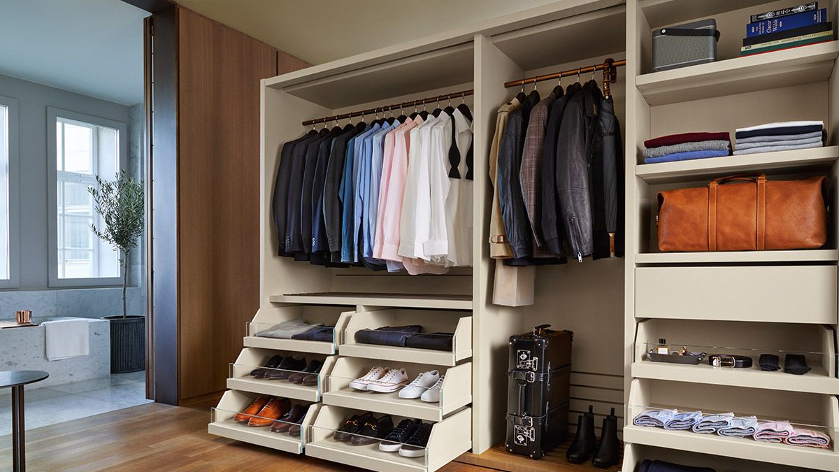How To Build A Wardrobe For Men