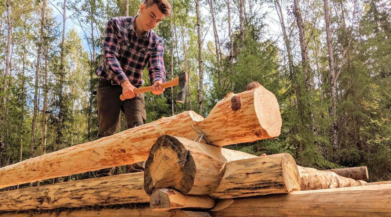 How To Build Log Cabin With Hand Tools