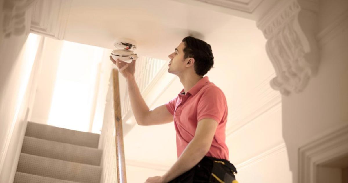 How To Change The Battery In A Smoke Detector On A High Ceiling