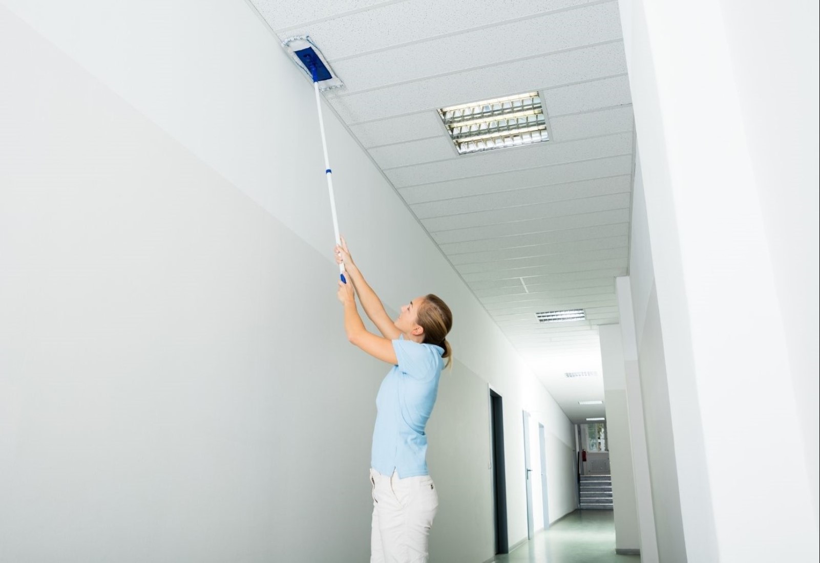 How To Clean Ceiling Before Painting
