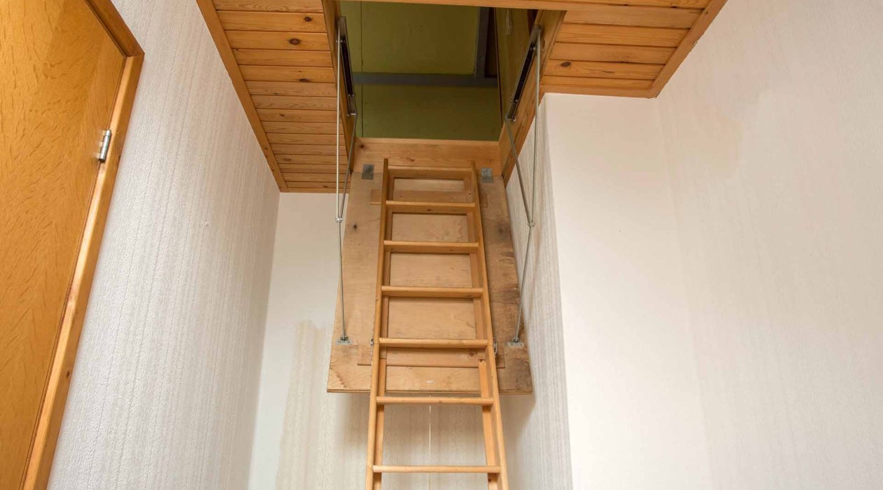 How To Close An Attic Ladder