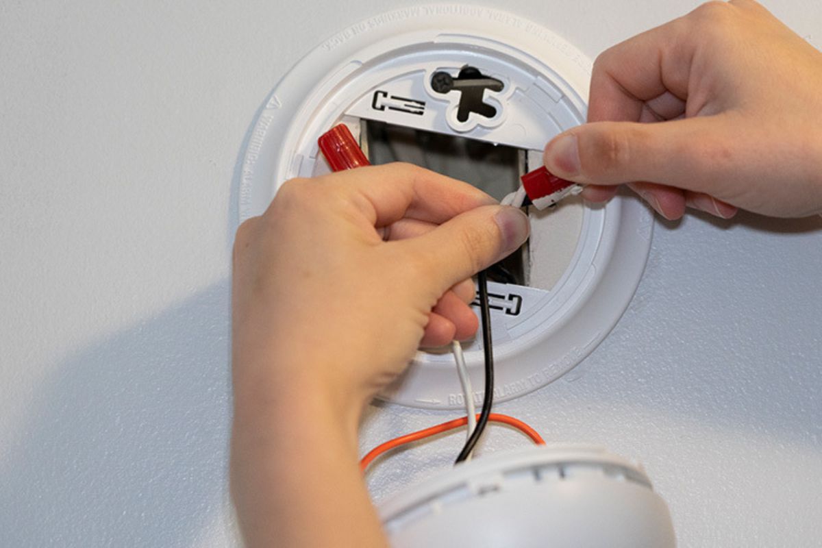 How To Connect A Wired Smoke Detector