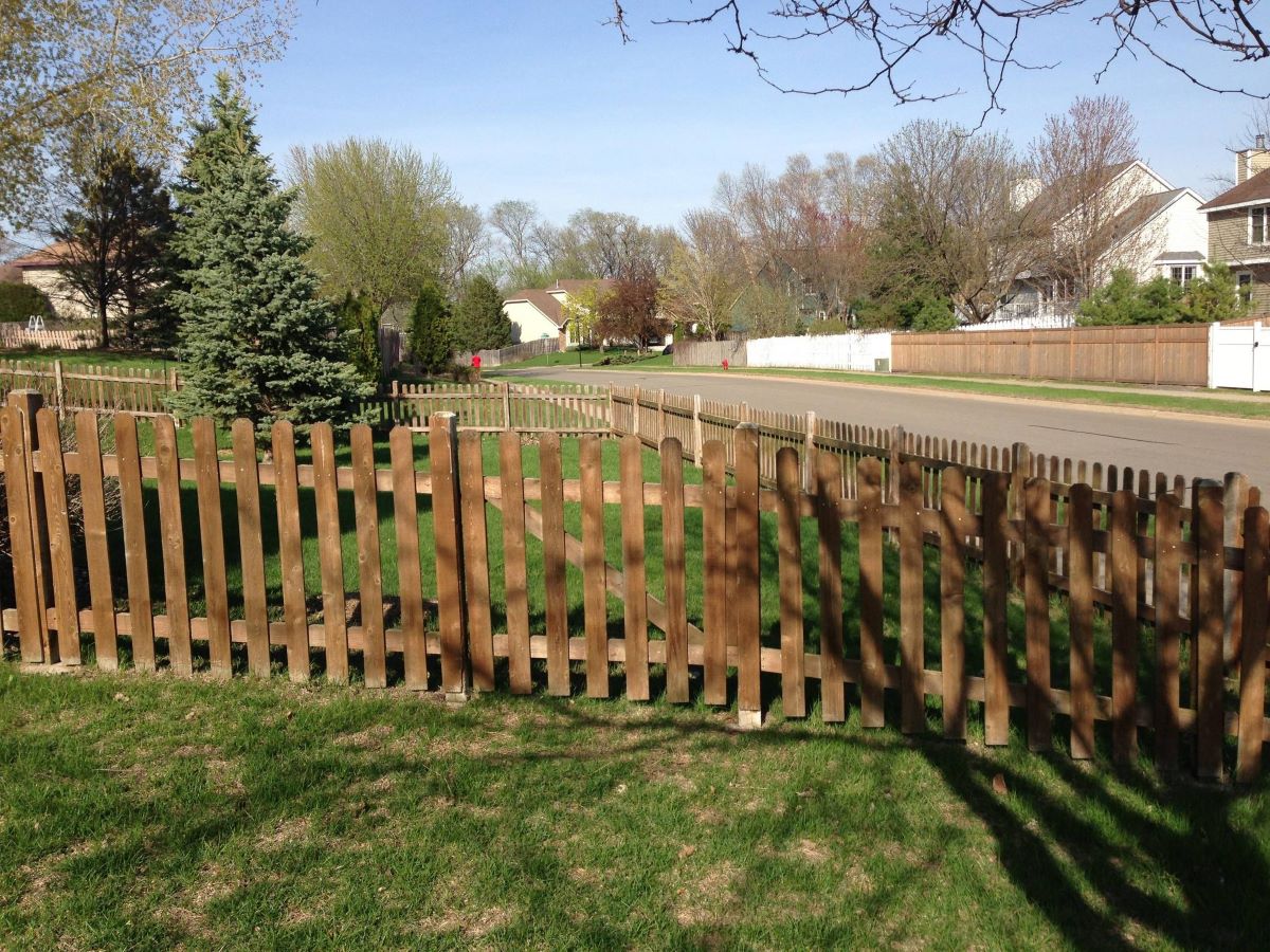How To Estimate A Fence Job