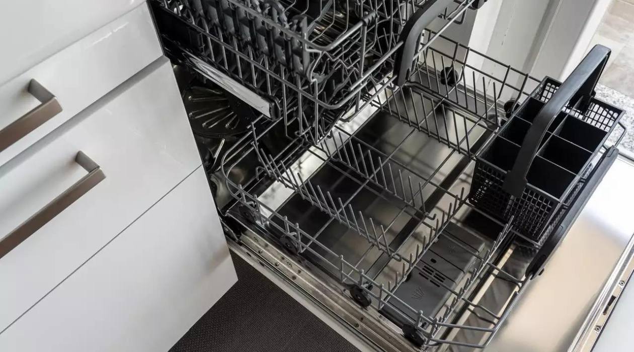 How To Fix The Error Code 7-4 For Maytag Dishwasher