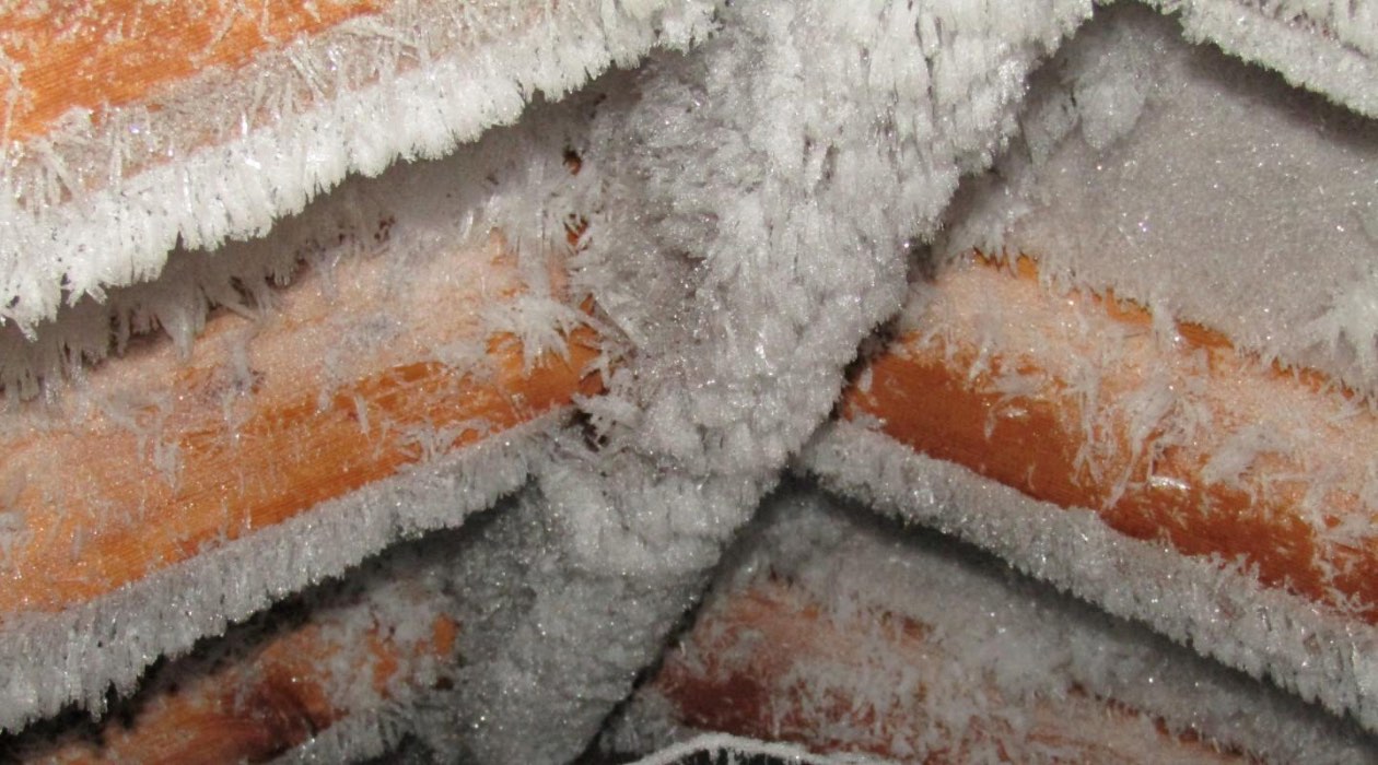 How To Get Frost Out Of Attic