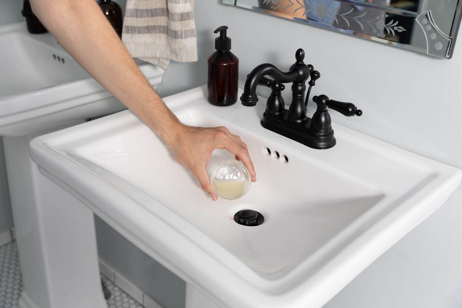 How To Get Stain Off Porcelain Sink