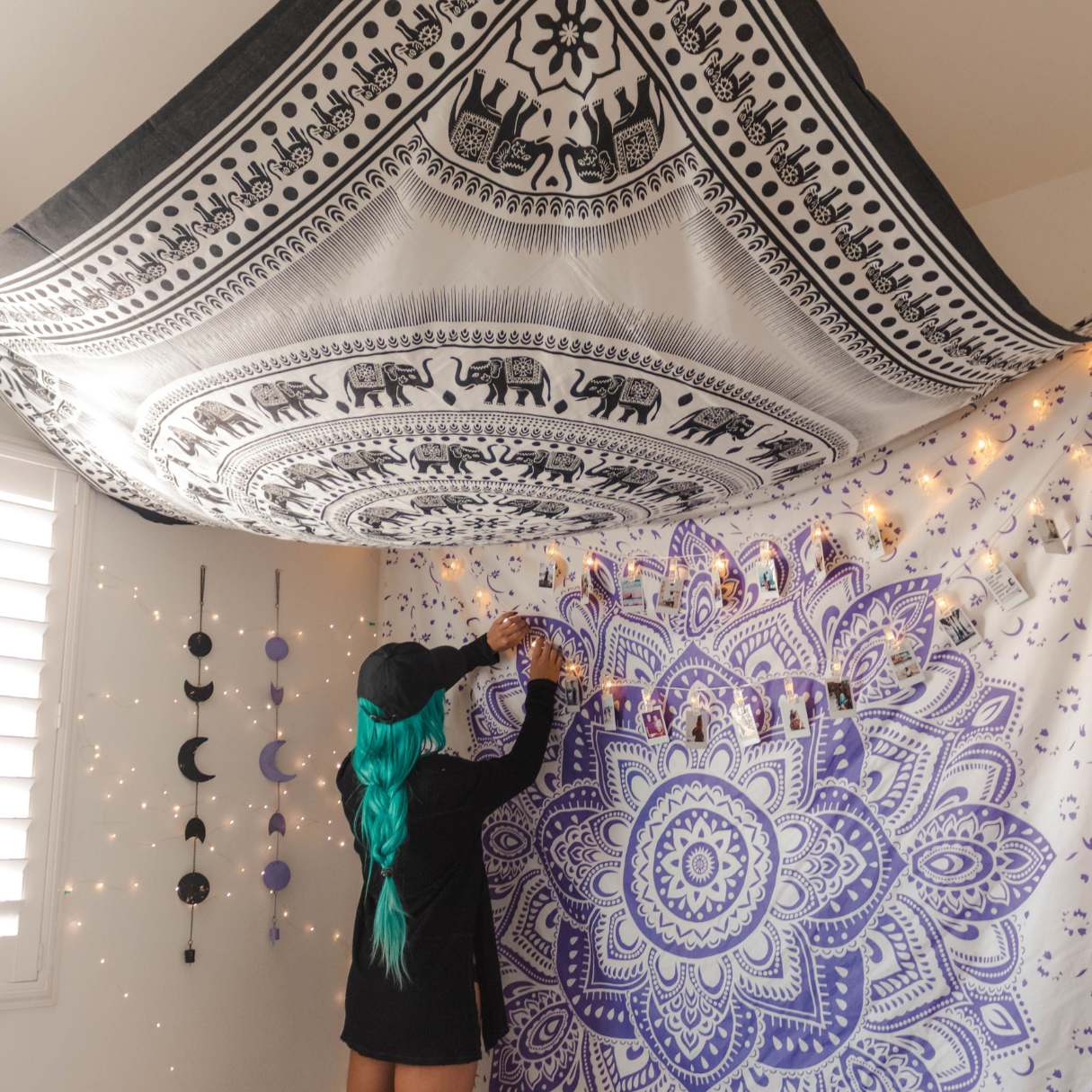 How To Hang A Tapestry From The Ceiling