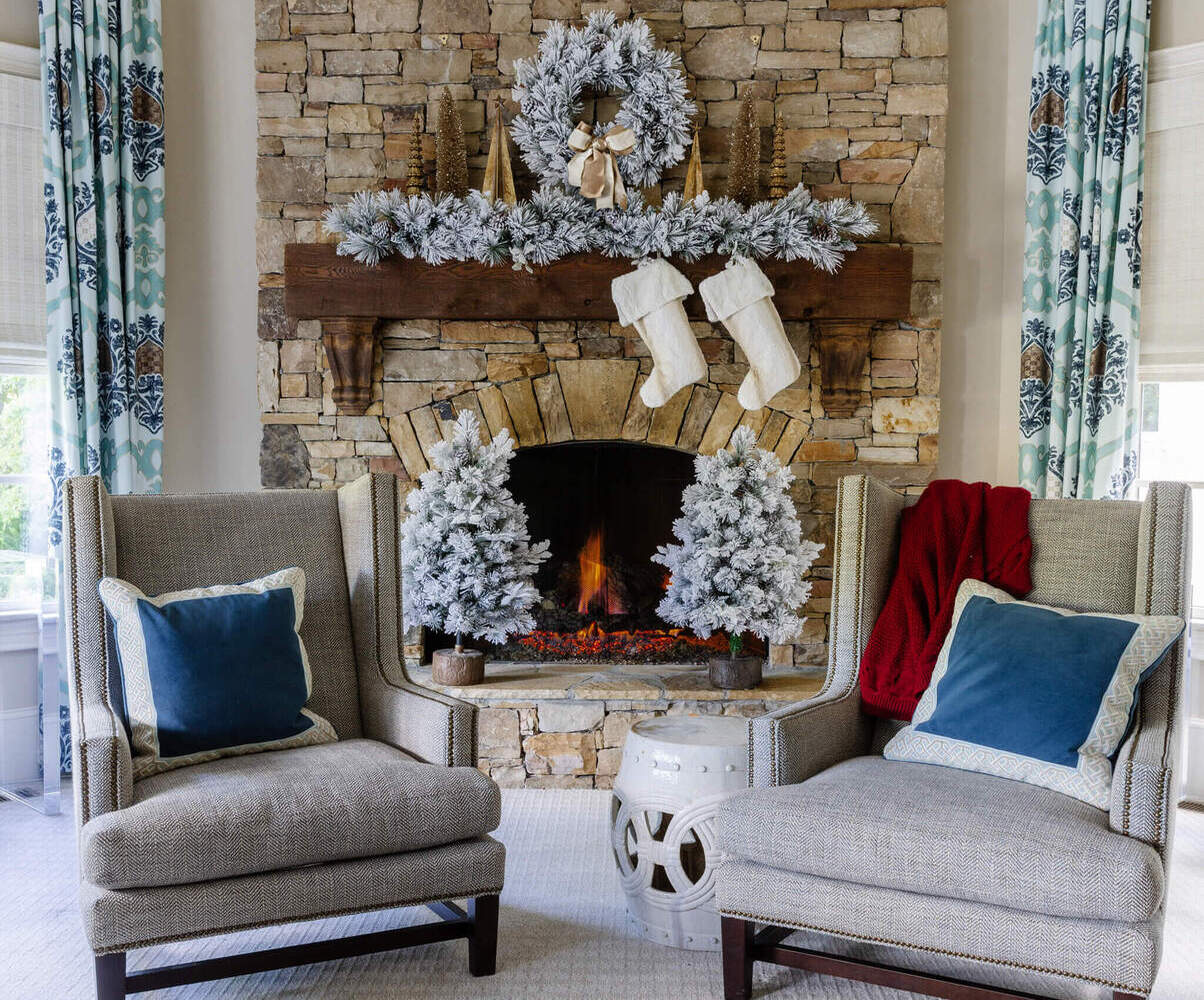 How To Hang A Wreath On Stone Fireplace