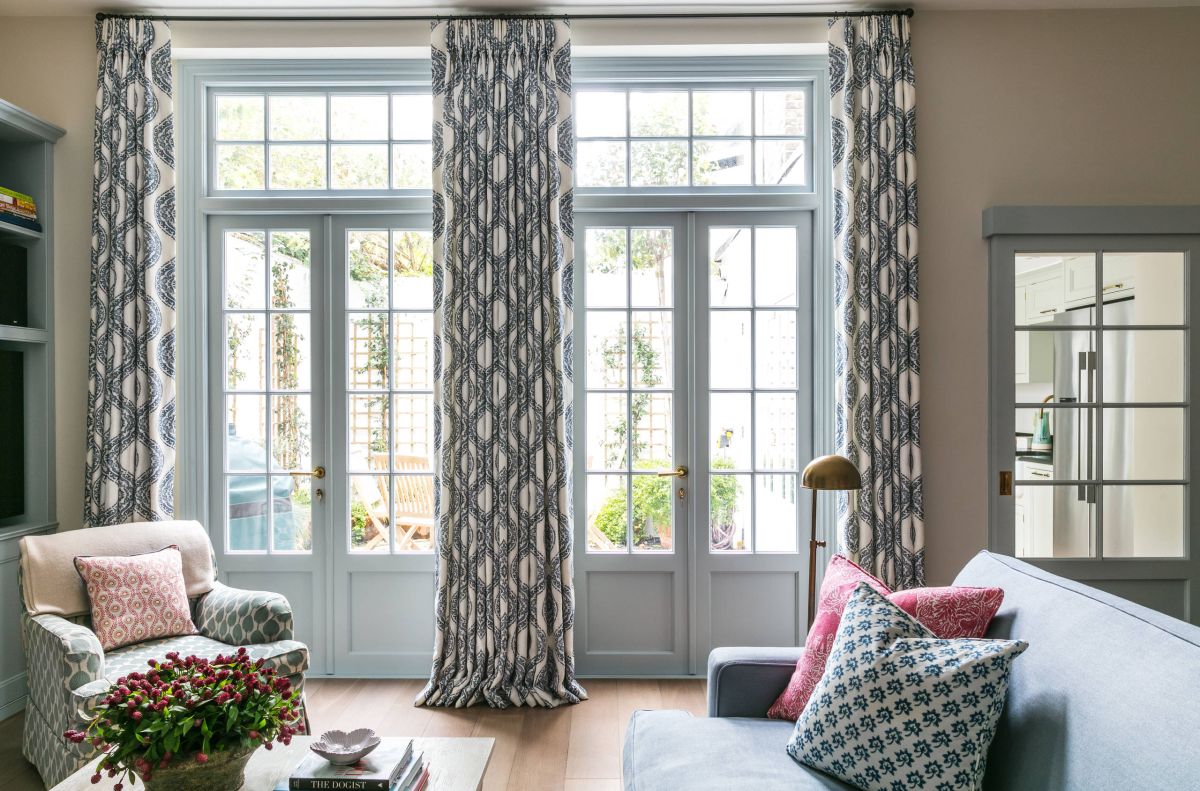 How To Hang Curtains On Windows With Transoms