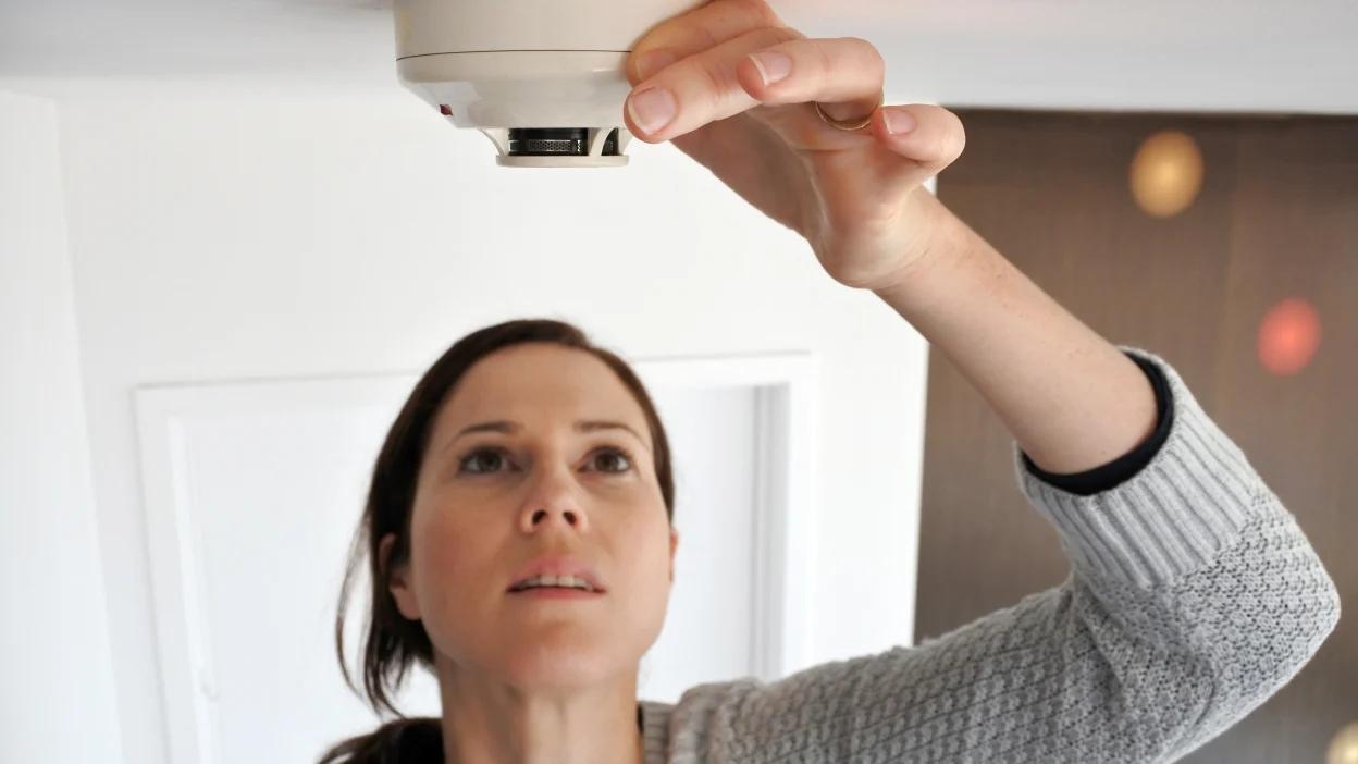 How To Install A Kidde Wired Smoke Detector