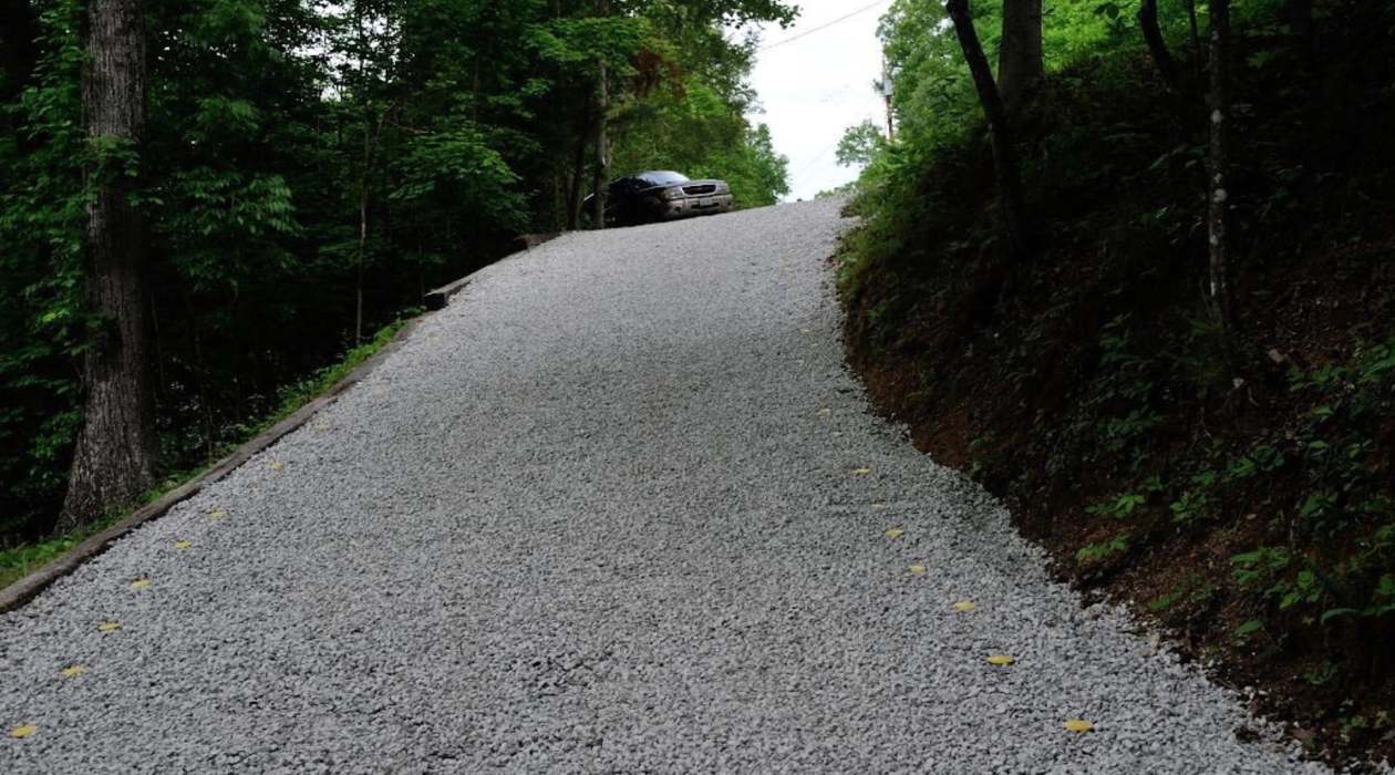 How To Keep Gravel In Place On Driveway
