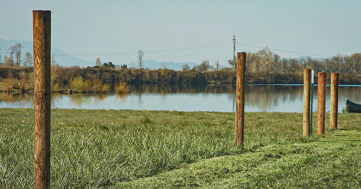 How To Make A Fence Straight