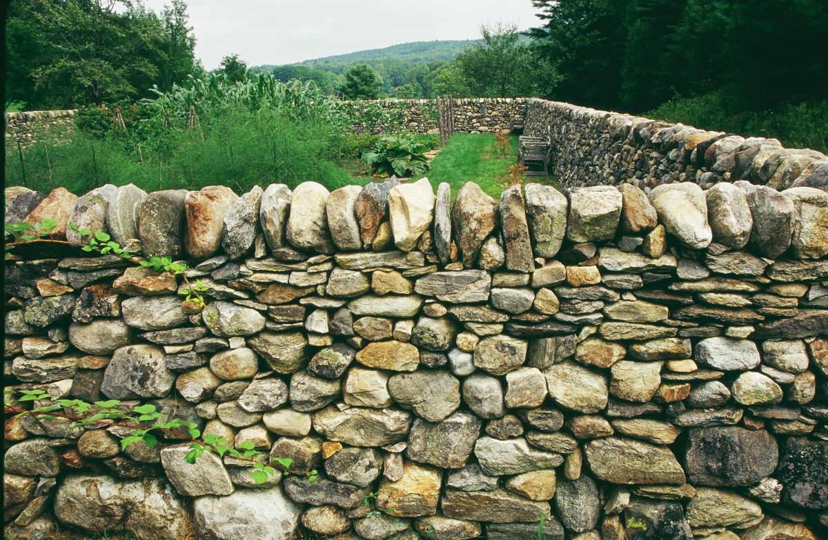 How To Make A Stone Fence