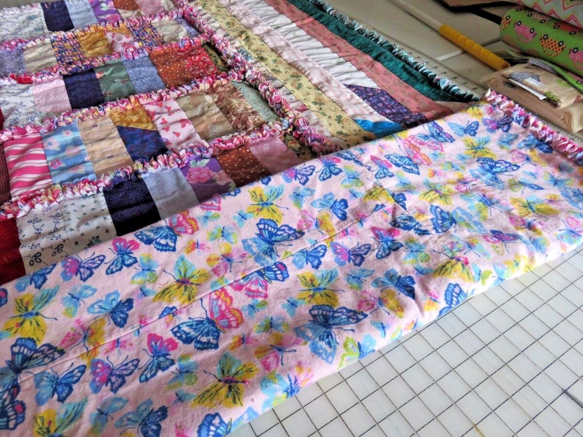 How To Make A Strip Rag Quilt