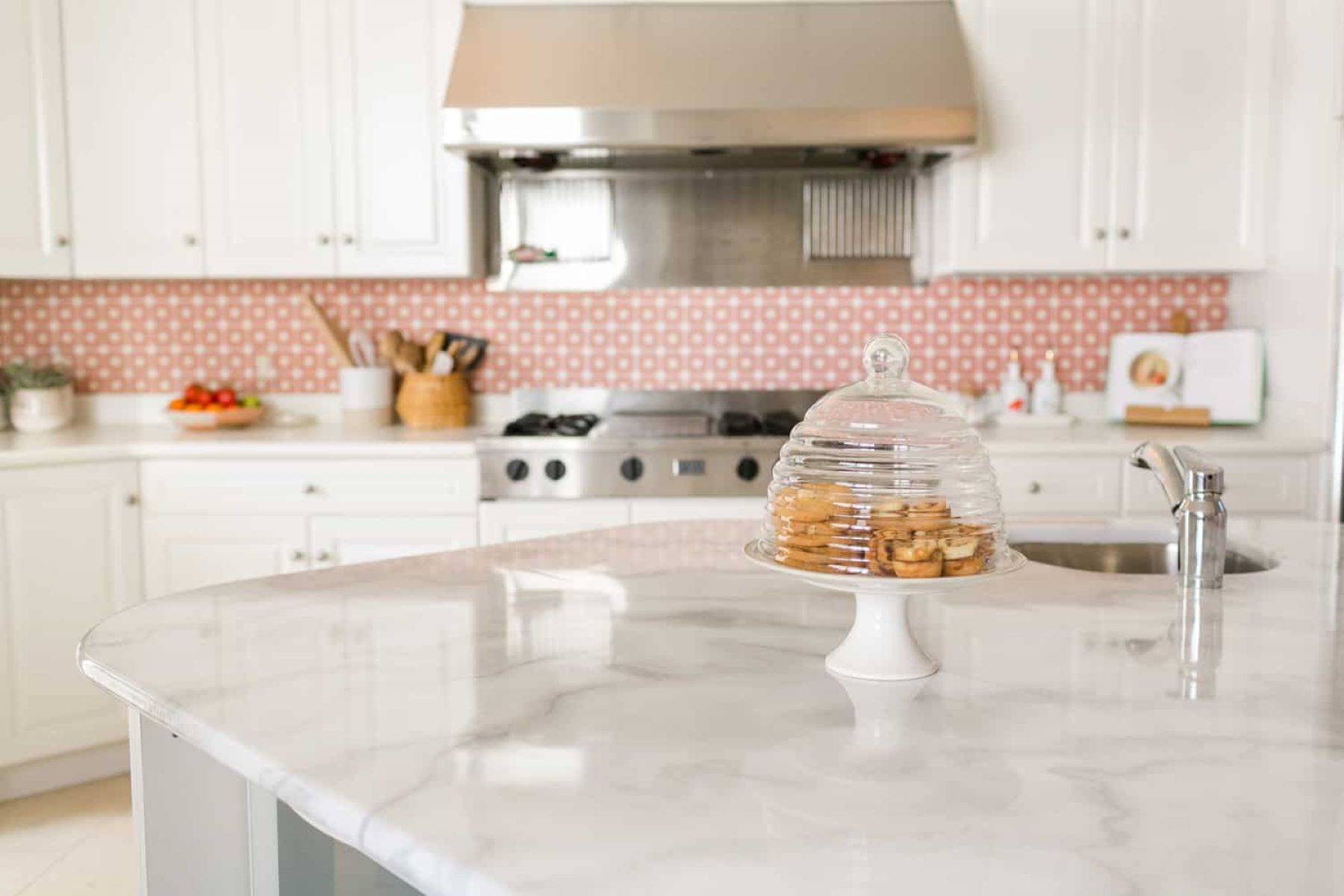 How To Paint Your Countertops To Look Like Marble