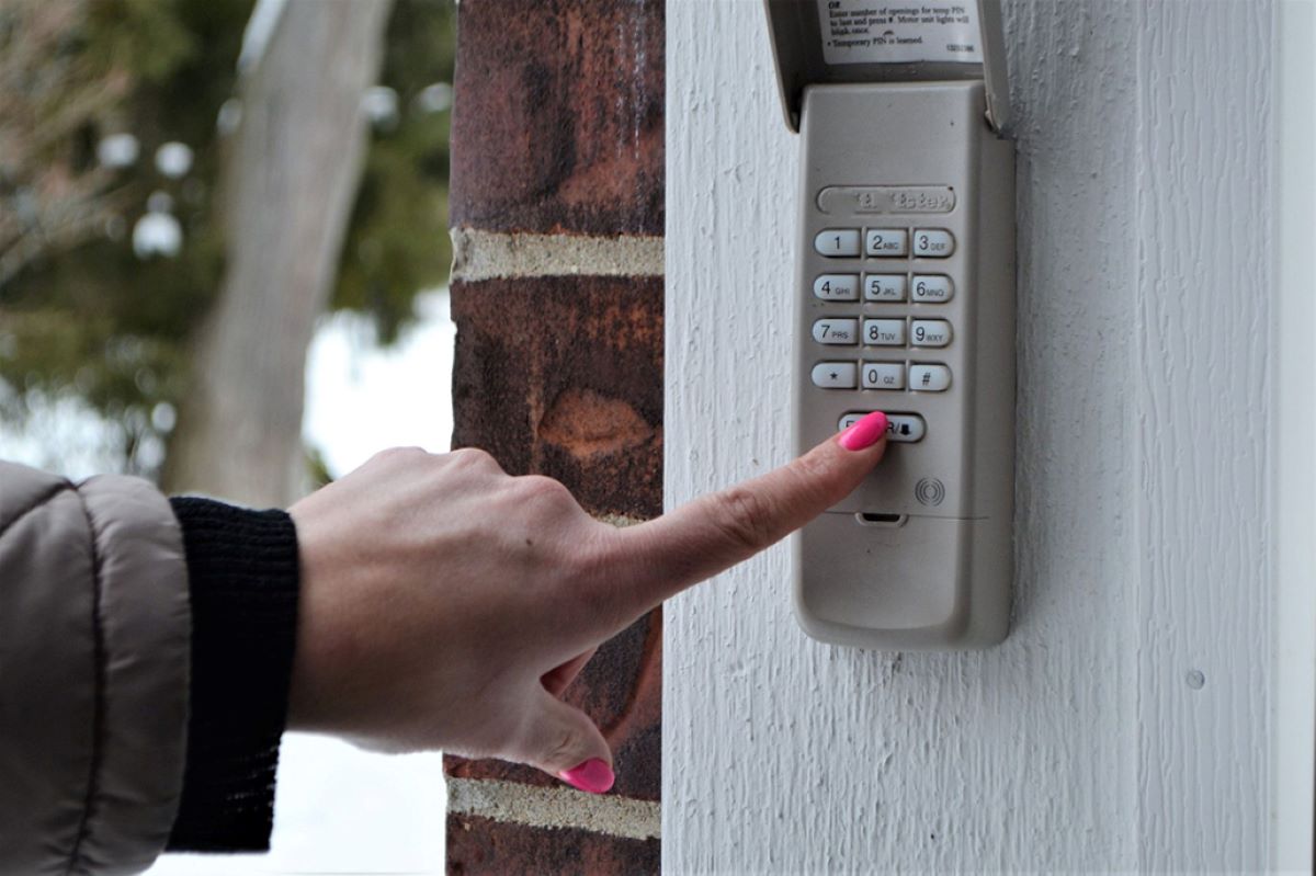 How To Program A Keypad Garage Door Opener