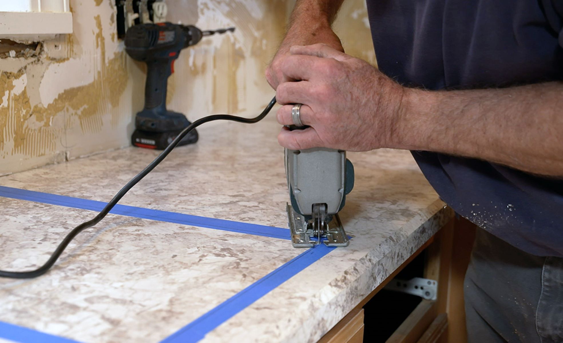How To Put Laminate On Countertops