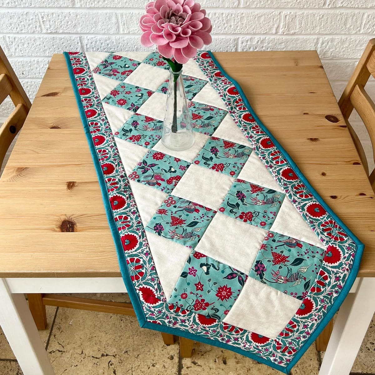 How To Quilt A Table Runner For Beginners