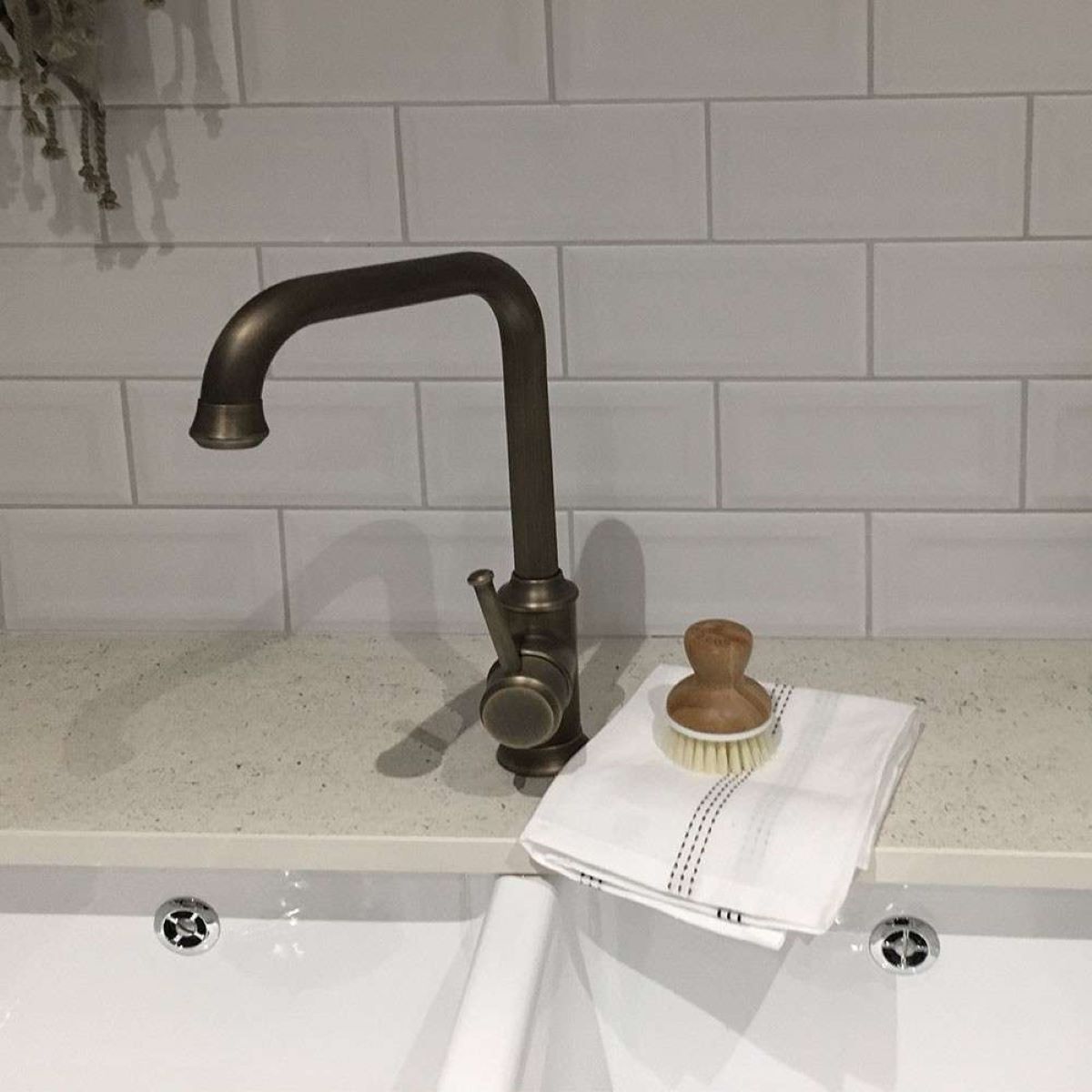 How To Regrout Countertops