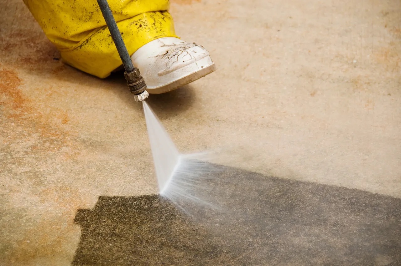How To Remove Oil Stains On A Concrete Driveway