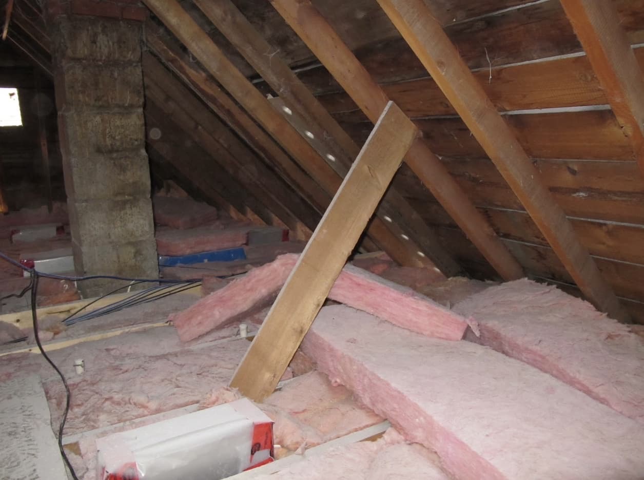 How To Remove Old Insulation From Attic