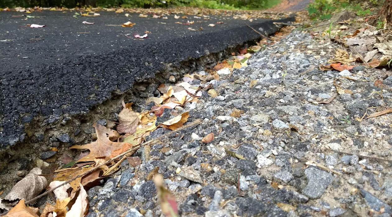 How To Repair Crumbling Edges Of An Asphalt Driveway