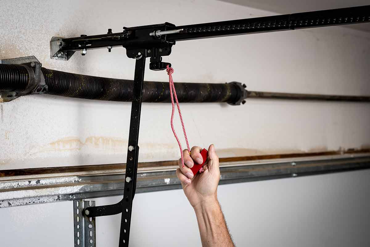 How To Reset Garage Door After Pulling Red Cord