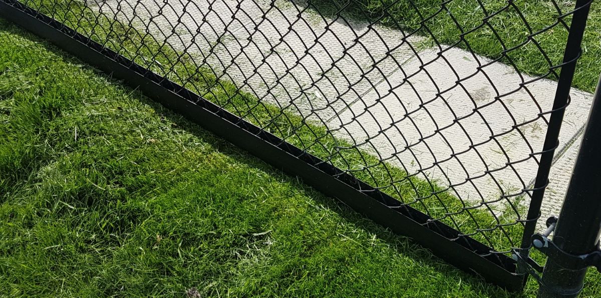 How To Secure Bottom Of Chain Link Fence