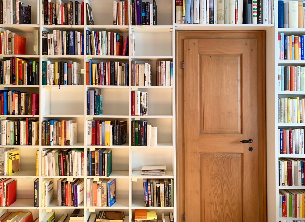 How To Store A Lot Of Books