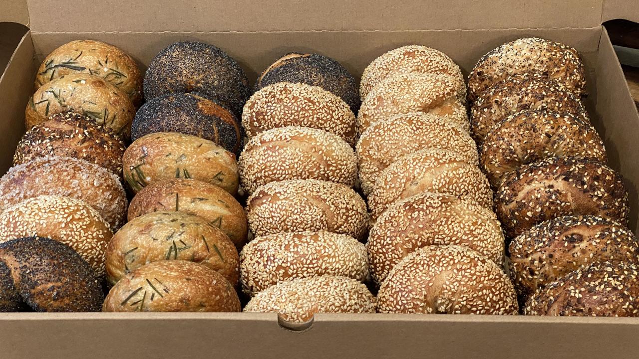 How To Store Bagels To Keep Them Fresh