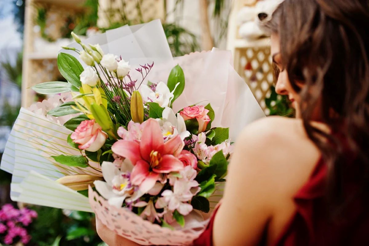 How To Store Bouquet Of Flowers Overnight