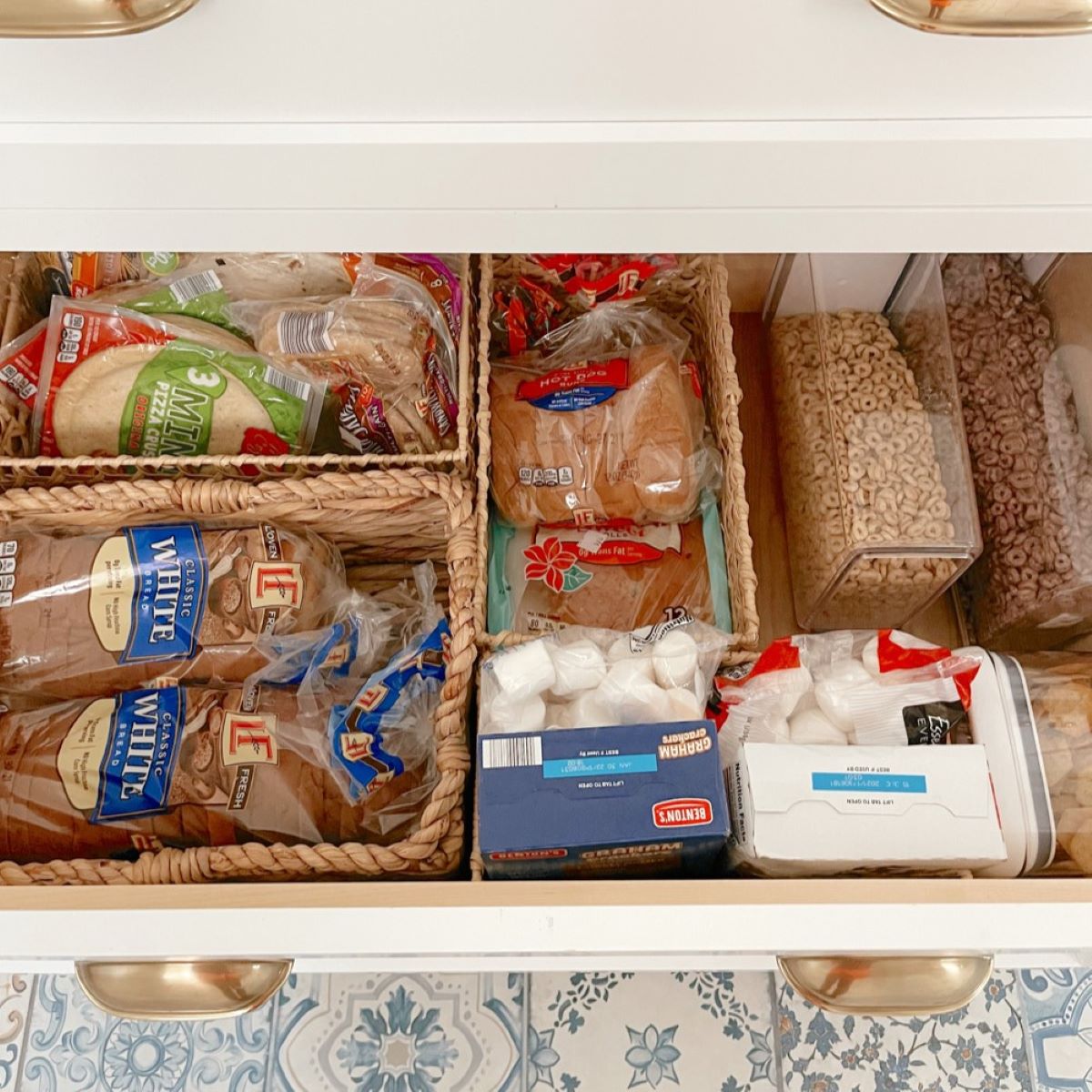 How To Store Bread In Pantry