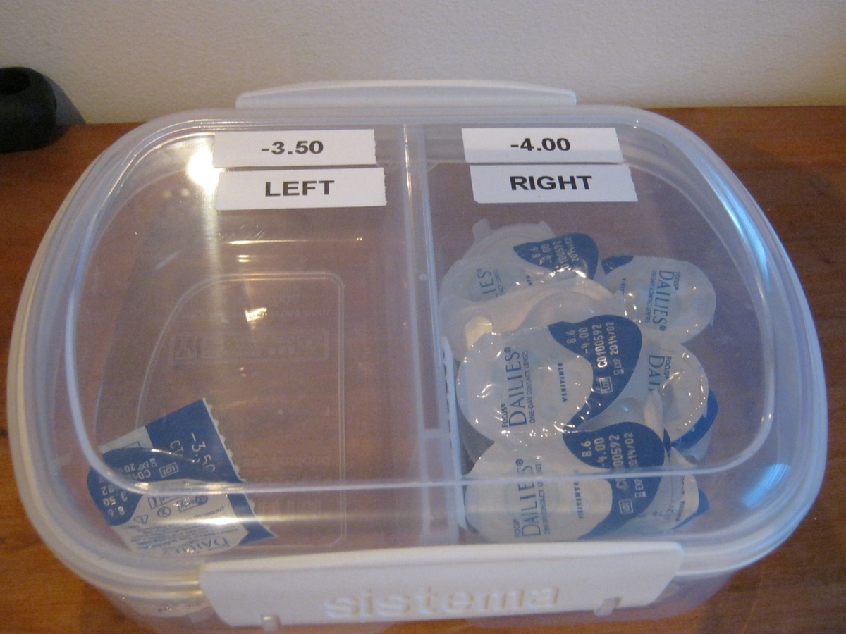 How To Store Contacts