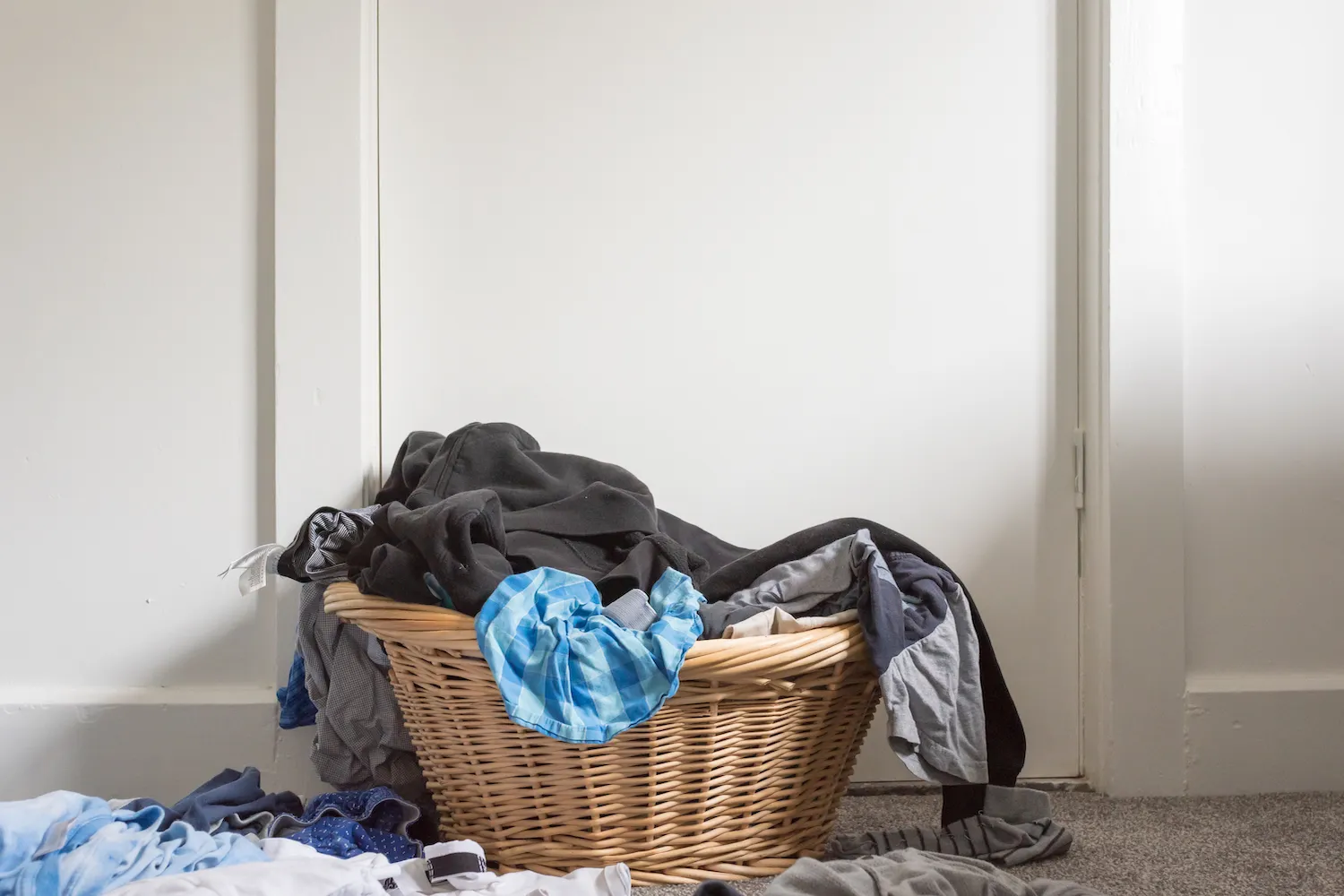 How To Store Dirty Laundry