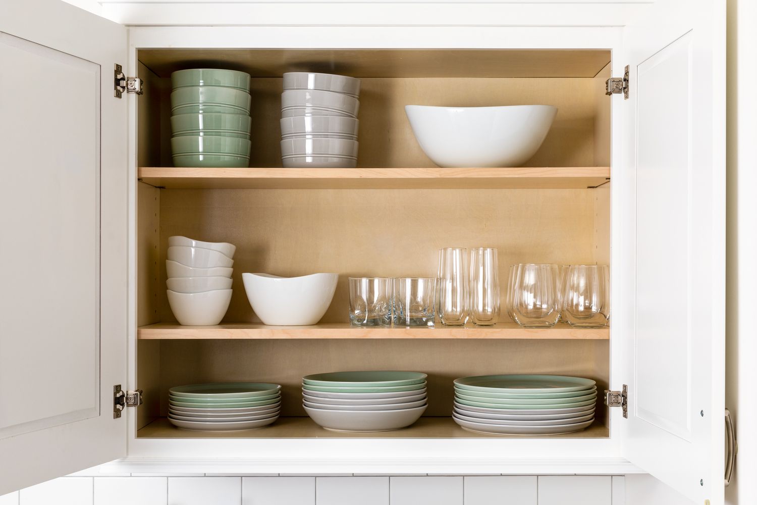How To Store Dishes In Cabinets