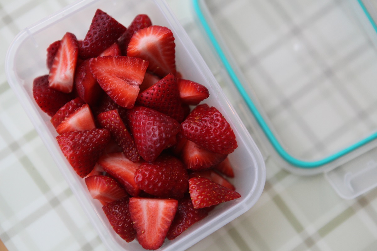 How To Store Fresh Cut Strawberries