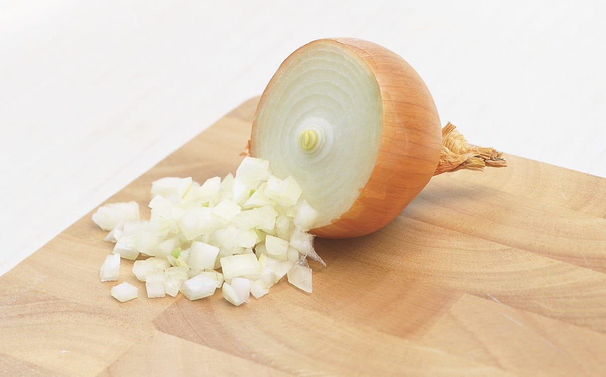 How To Store Half An Onion