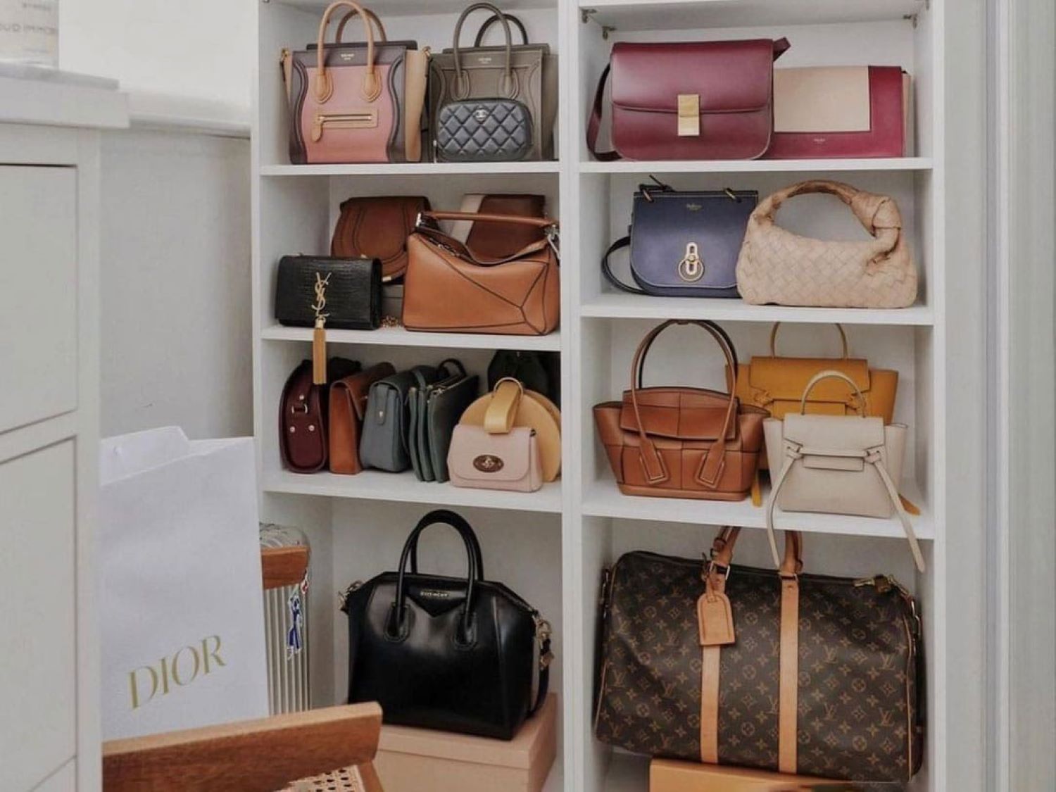 How To Store Handbags Properly