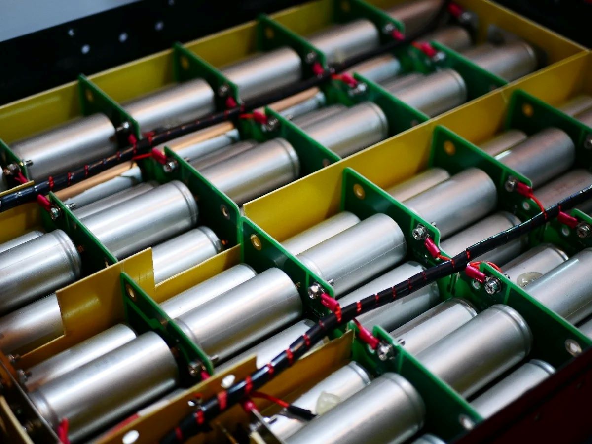 How To Store Lithium Batteries Safely
